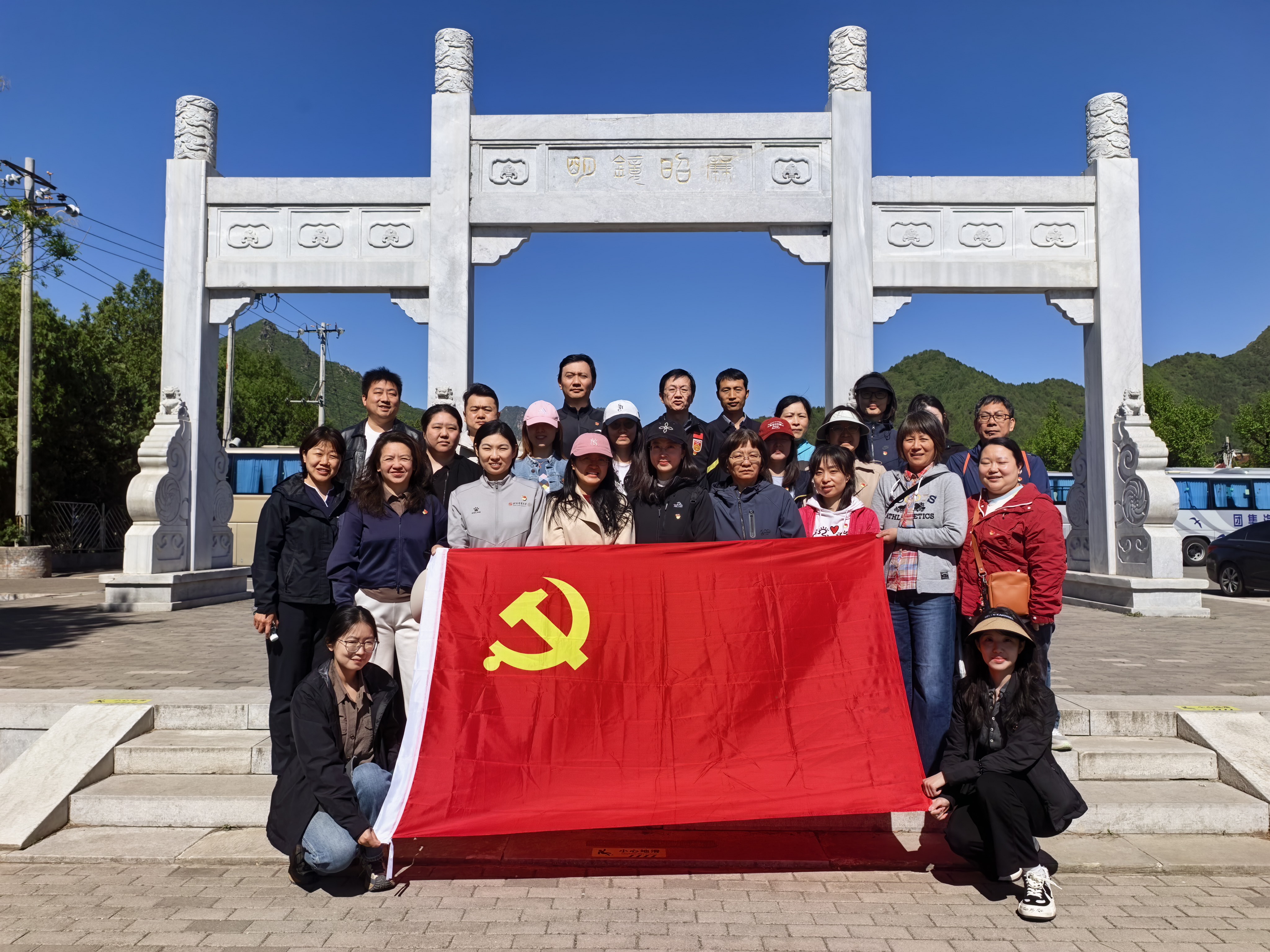 d6b145f39fa5494699cfc1b1cd3da66a.jpg